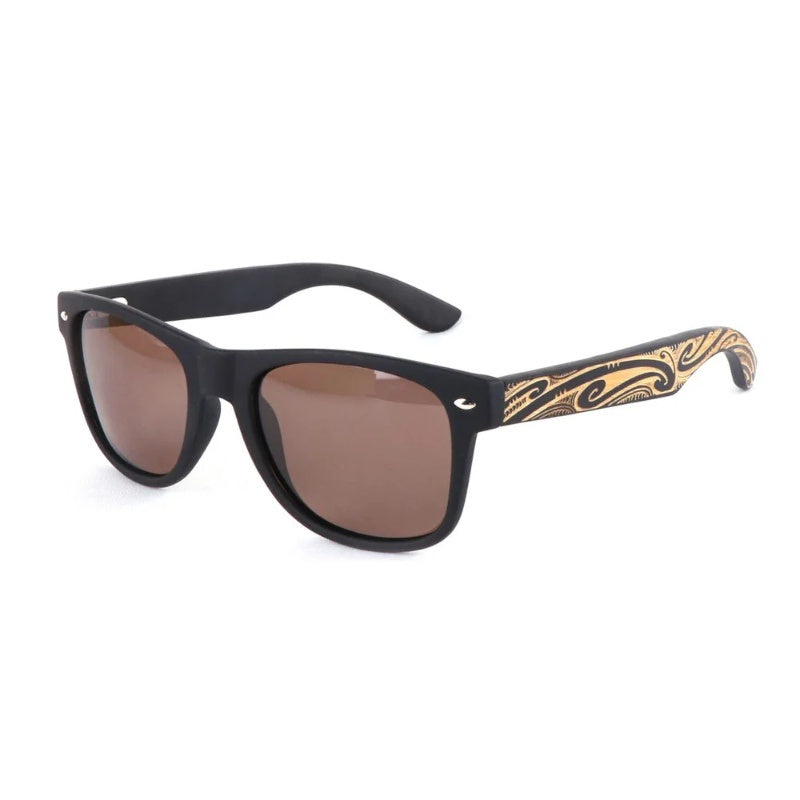 Miriama Grace Smith He Timatanga Hou Sunnies