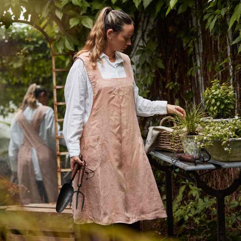 Cross Back Apron Stonewashed Linen