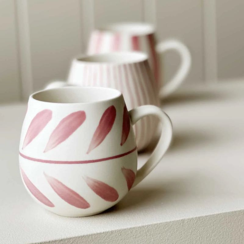 Hug Me Mugs Rose Brush Set of 4