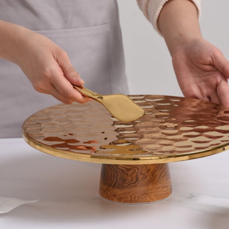 Madera Cake Stand