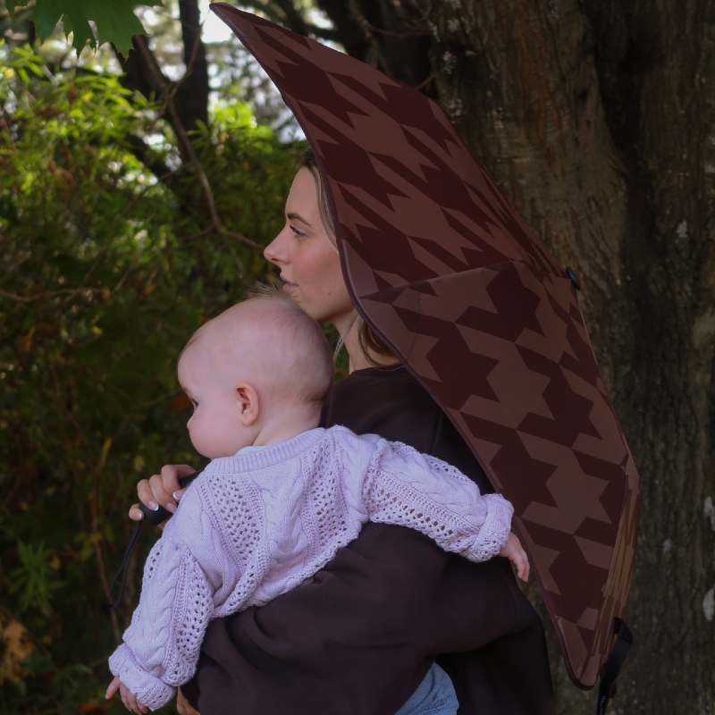 Metro Umbrella Houndstooth Cocoa