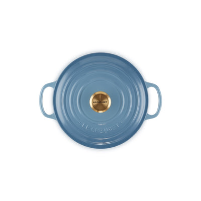 Signature Round Casserole Chambray