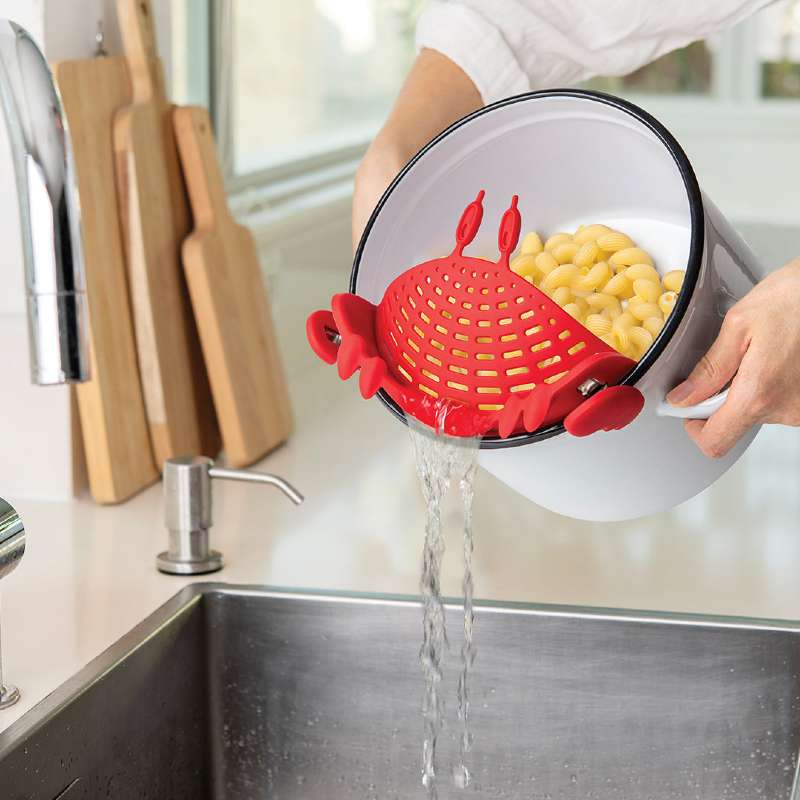 Strainer Crabby