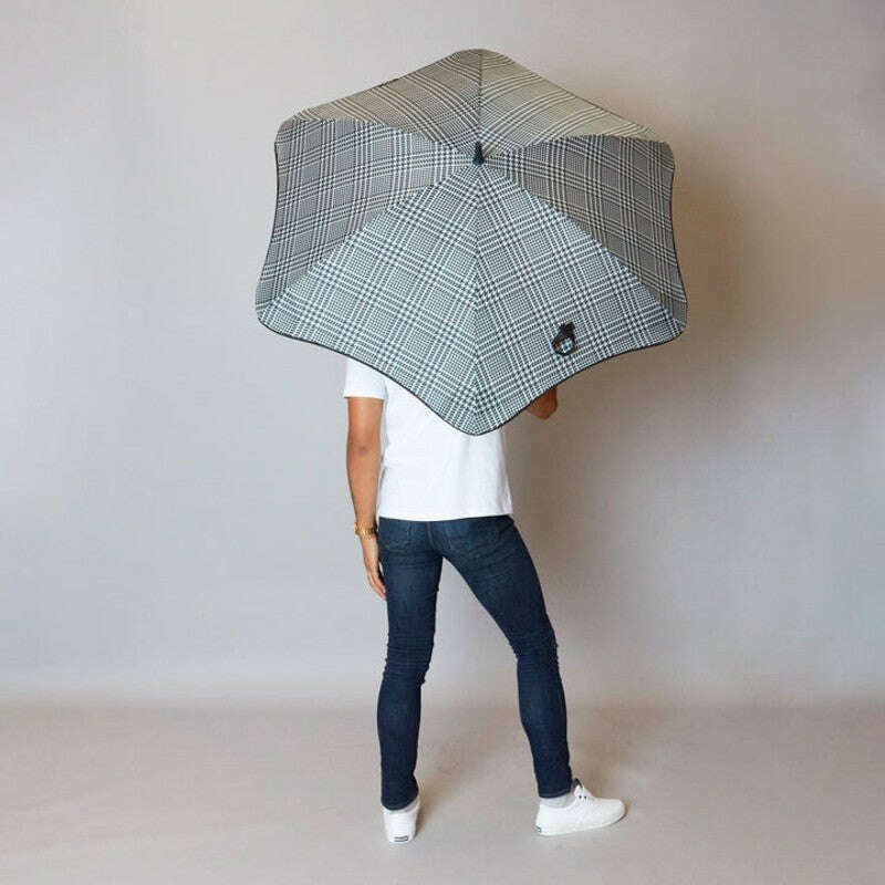 Classic Umbrella Houndstooth