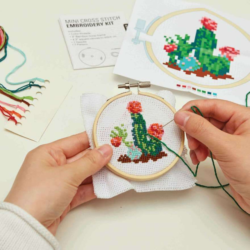 Mini Cross Stitch Kit Cactus