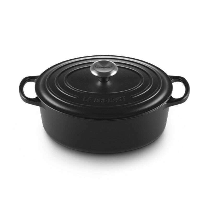 Signature Oval Casserole Satin Black