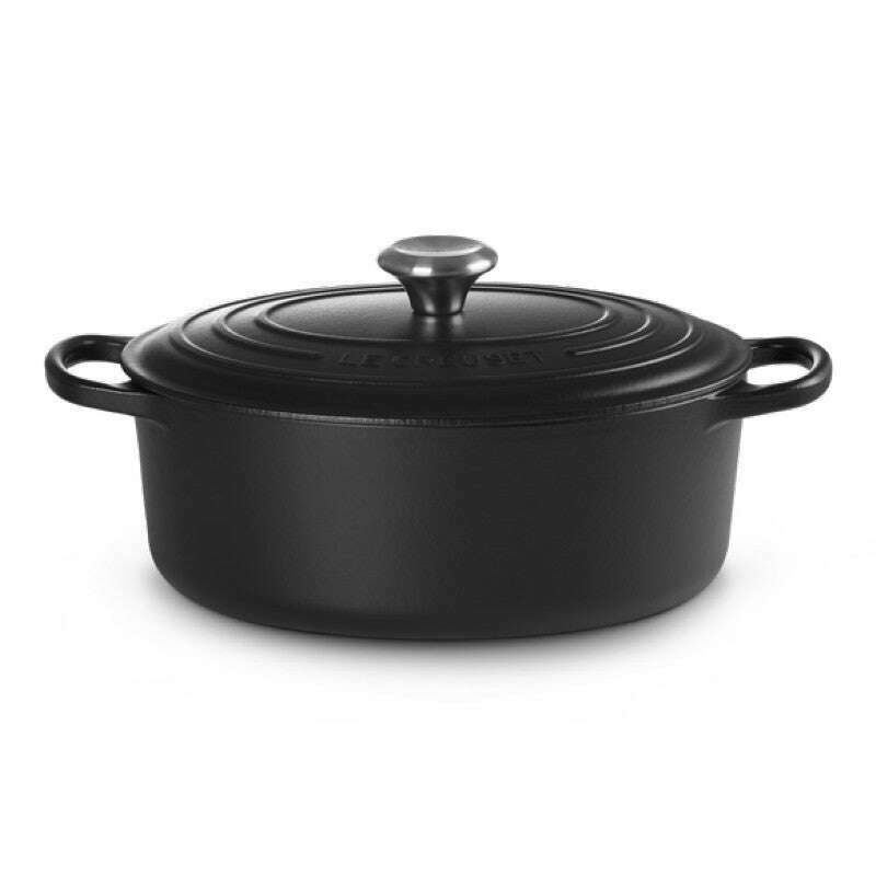 Signature Oval Casserole Satin Black