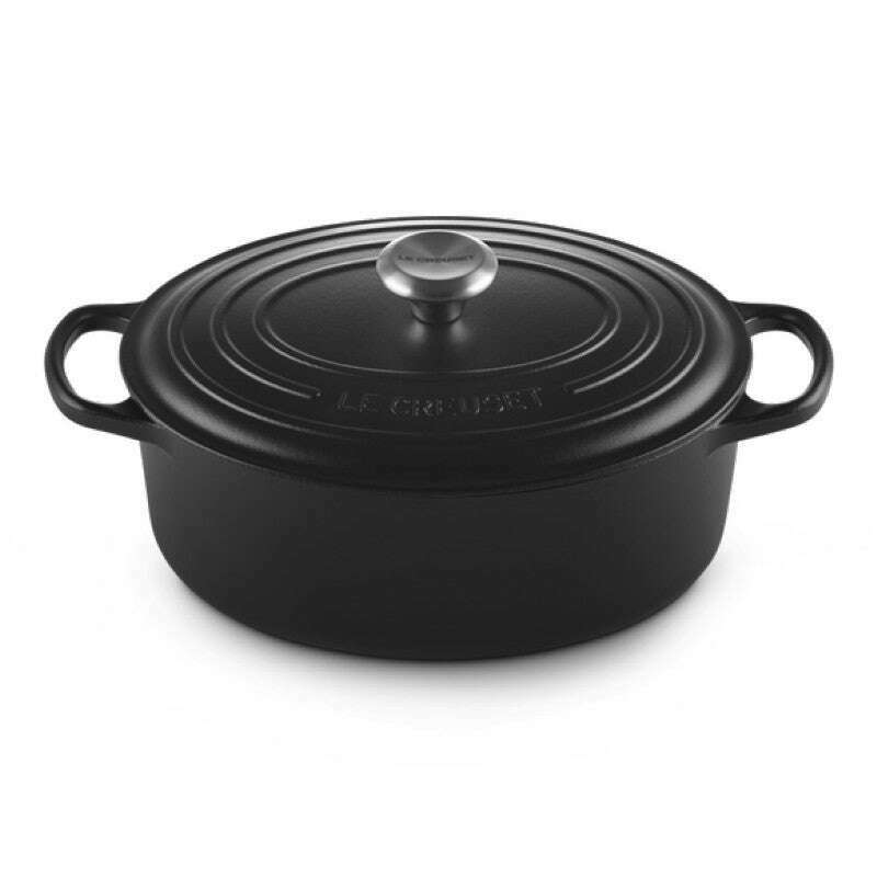 Signature Oval Casserole Satin Black