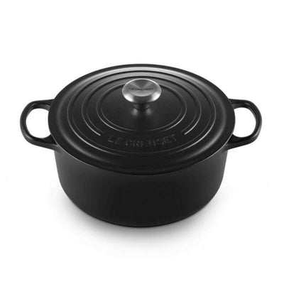 Signature Round Casserole Satin Black