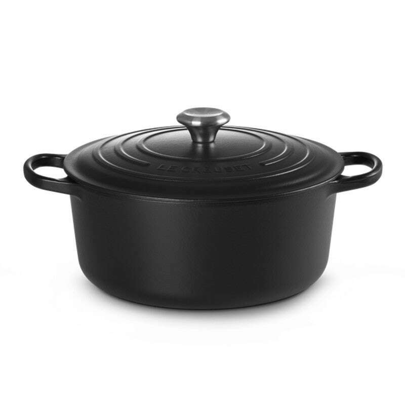 Signature Round Casserole Satin Black