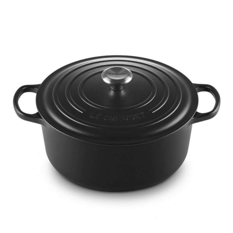 Signature Round Casserole Satin Black