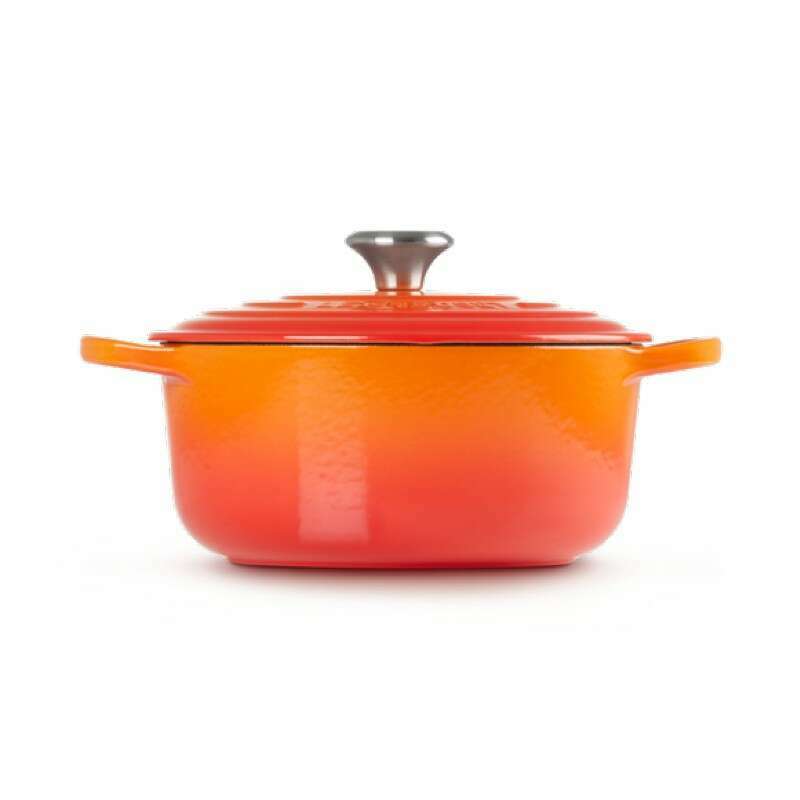 Signature Round Casserole Volcanic
