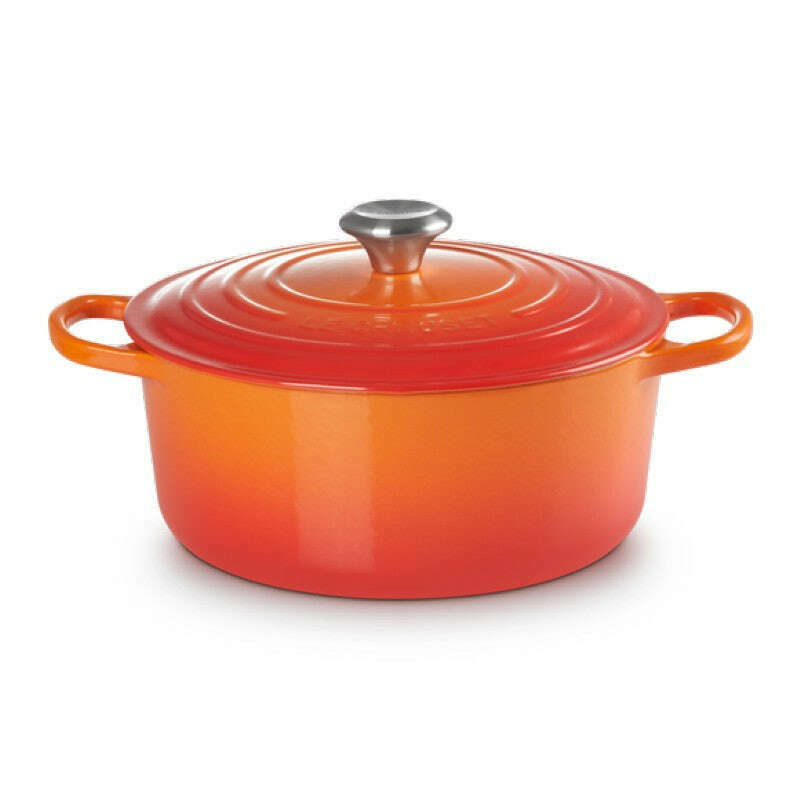 Signature Round Casserole Volcanic