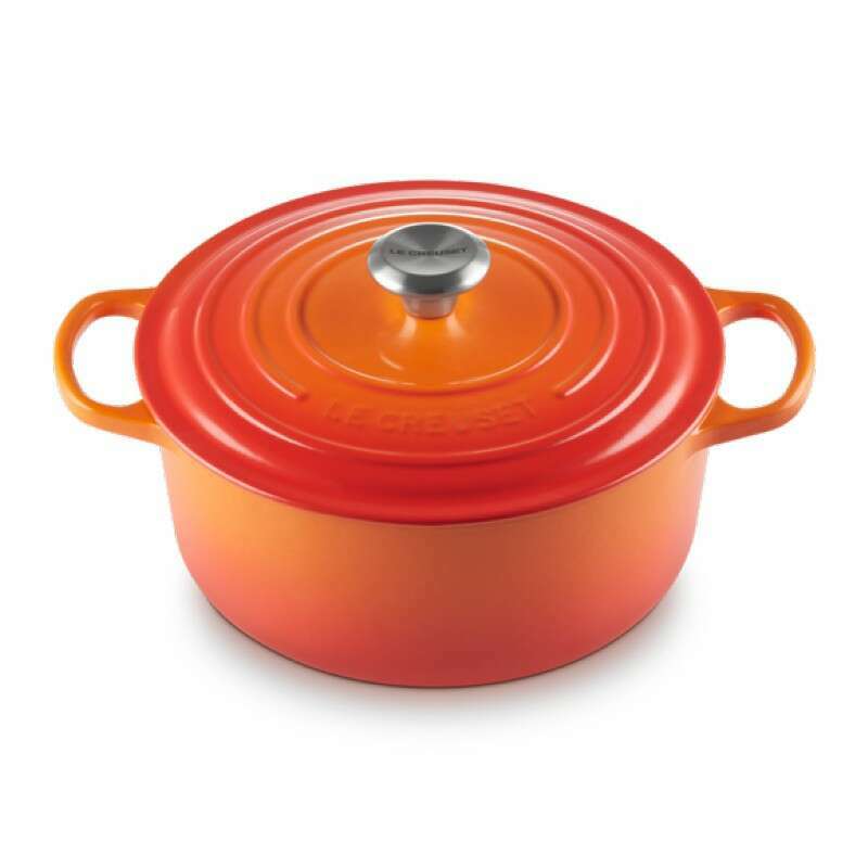 Signature Round Casserole Volcanic