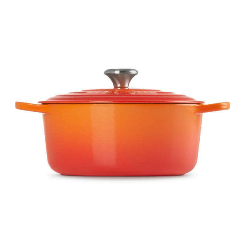 Signature Round Casserole Volcanic