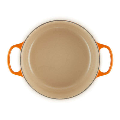 Signature Round Casserole Volcanic