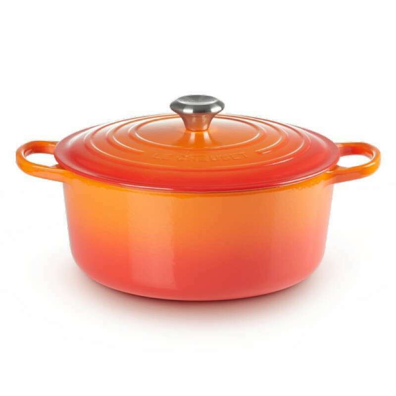Signature Round Casserole Volcanic