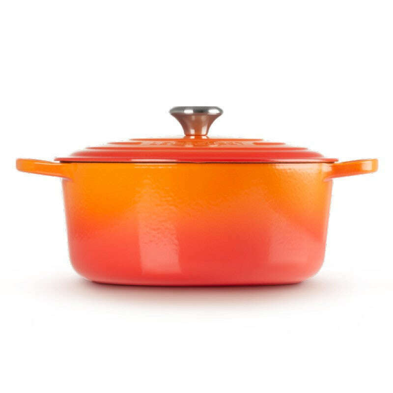 Signature Round Casserole Volcanic