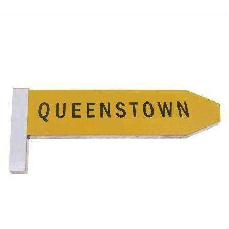 Magnet- Queenstown Sign